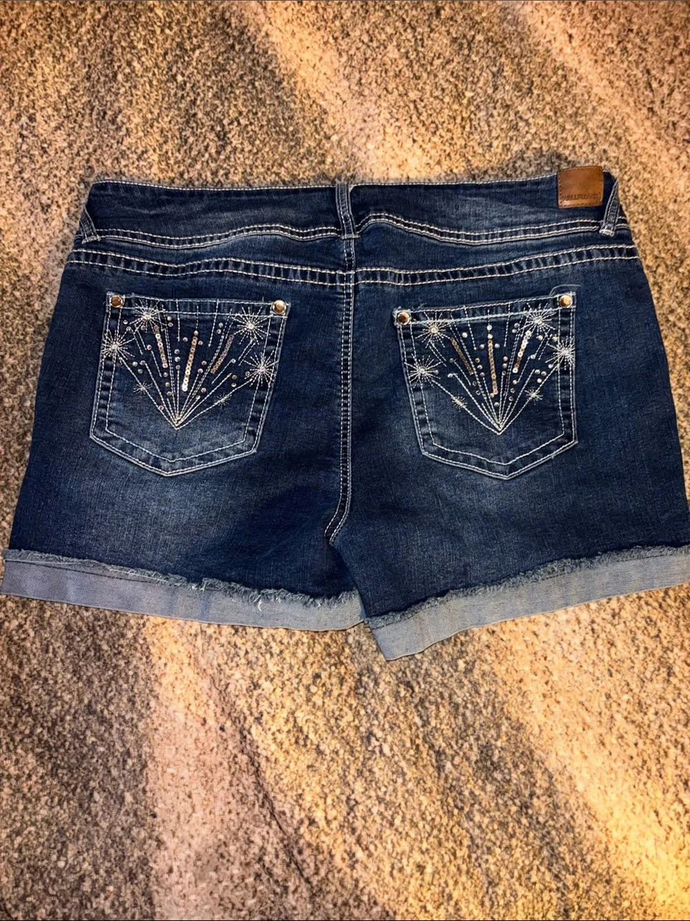 Wallflower Indigo Blue Frayed Hem Denim Shorts size 17 EUC